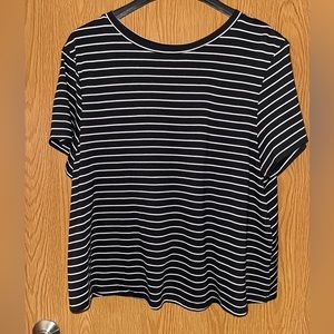 Old Navy Active Go Dry Tee